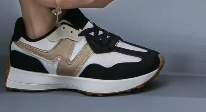 Buty sportowe damskie Roz 36-41/ 12 par